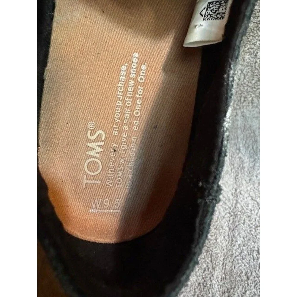 TOMS Sunset Women’s Black Loafer‎ Suede Leather Slip On Comfort Shoes Size 9.5